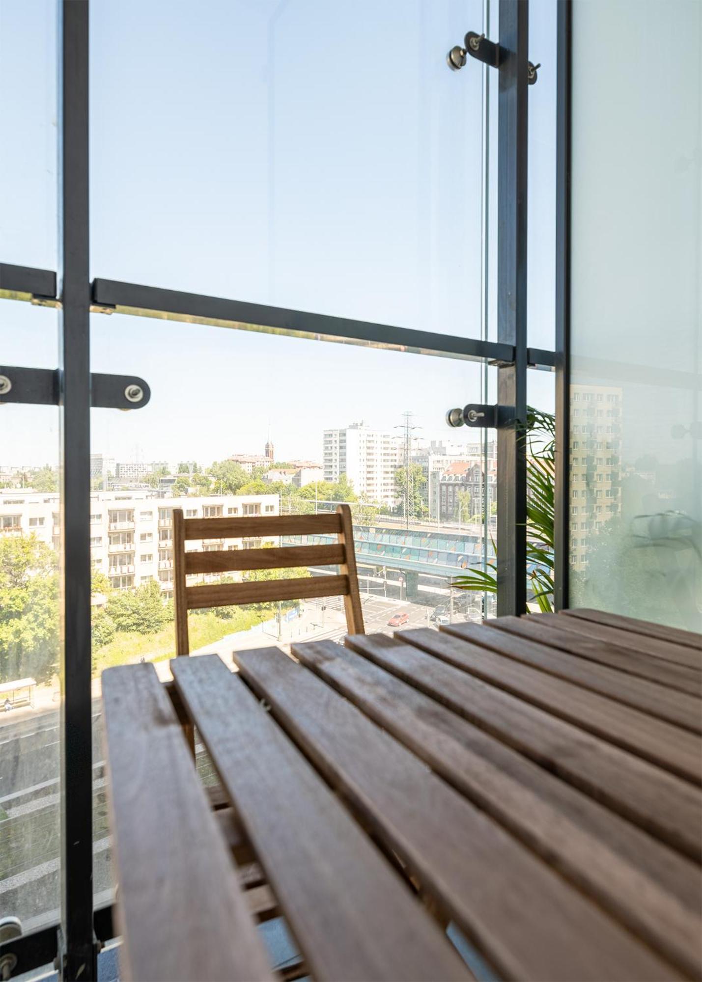 Rentplanet - Apartamenty Kasprzaka Varşovia Exterior foto