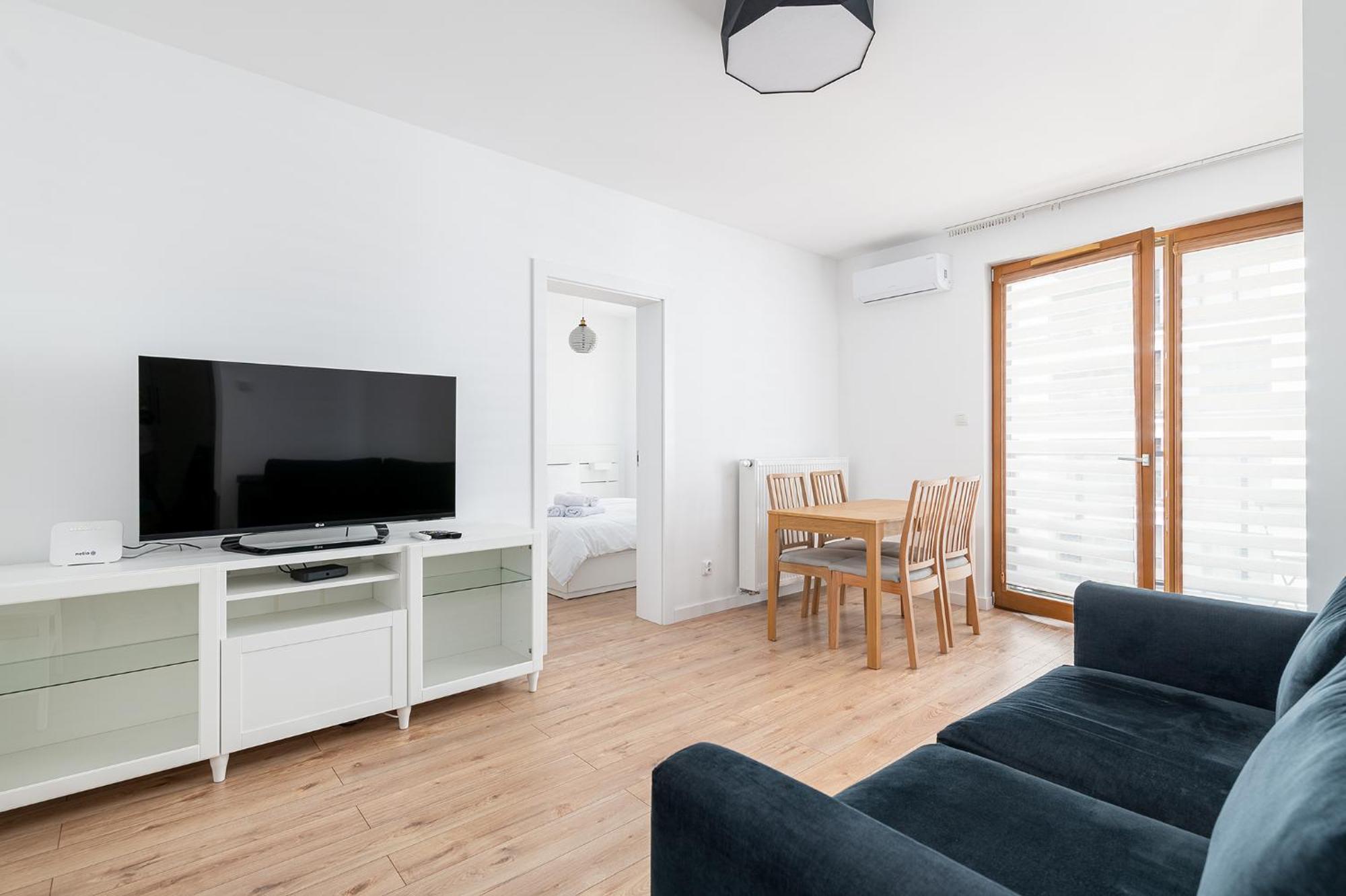 Rentplanet - Apartamenty Kasprzaka Varşovia Exterior foto