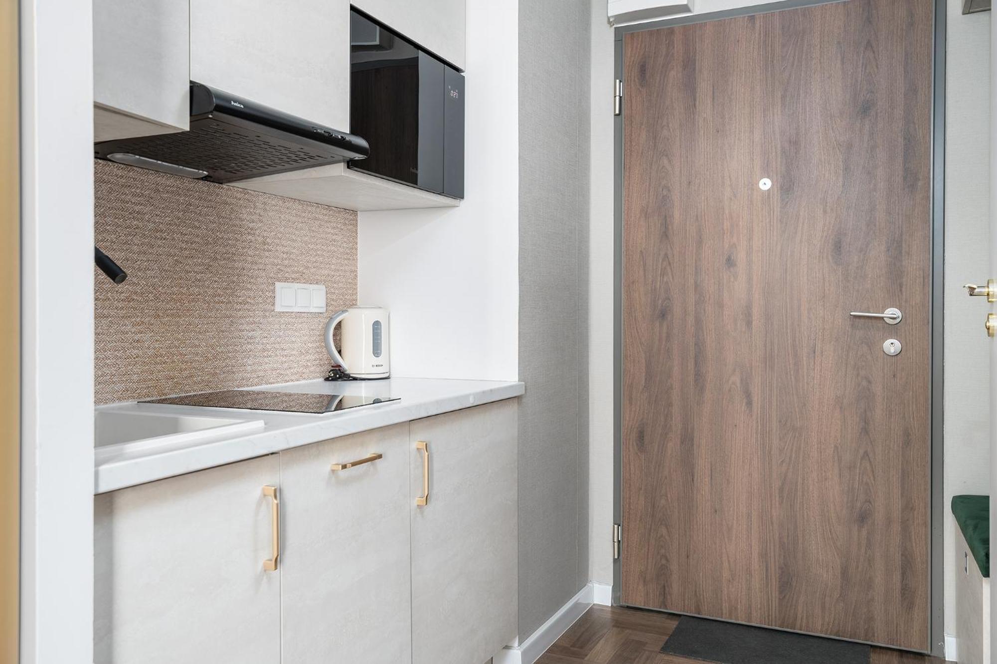 Rentplanet - Apartamenty Kasprzaka Varşovia Exterior foto
